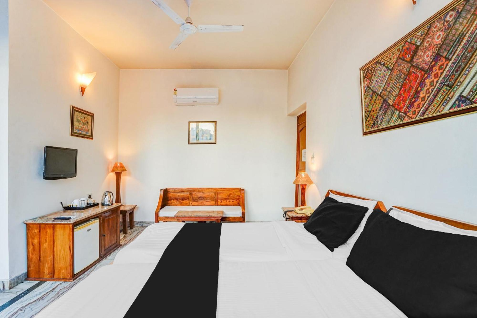Super Hotel O Sansarchandra Road Formerly Luna Rosa ชัยปุระ ภายนอก รูปภาพ