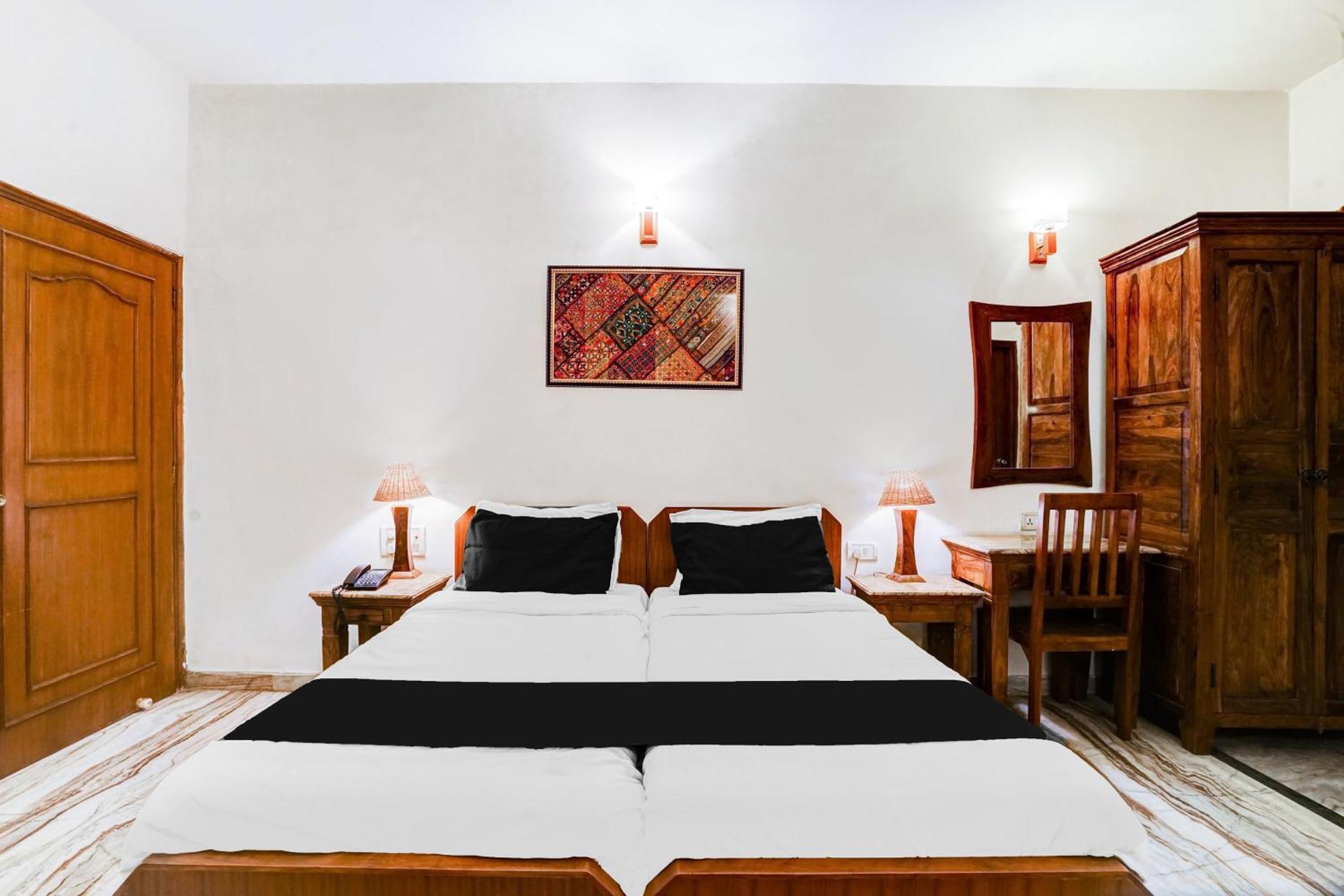 Super Hotel O Sansarchandra Road Formerly Luna Rosa ชัยปุระ ภายนอก รูปภาพ